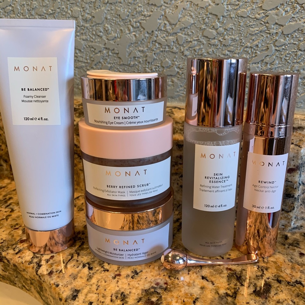 Monat Skin Care Skincare Line - Be Balanced *used